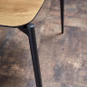 На фото ножка обеденного стола TORISTO HALMAR в интерьере