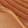 На фото зигзагообразный шов стула K-267 HALMAR (коричневый)